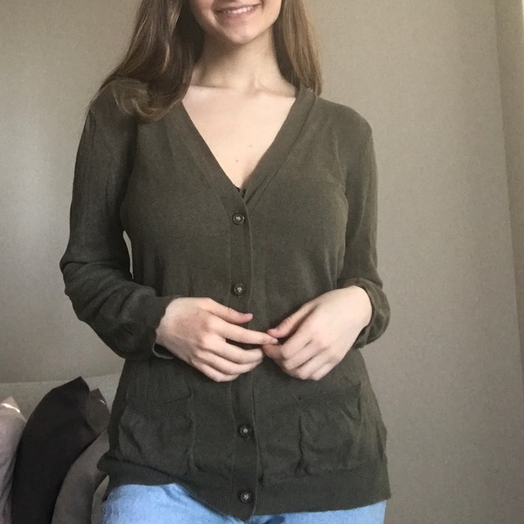 Long Sleeves Cardigan - Picture 2 of 6